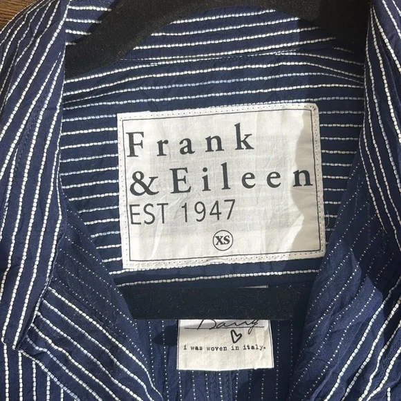 Frank & Eileen Barry Blue and white pinstripe shirt XS - Picture 6 of 11